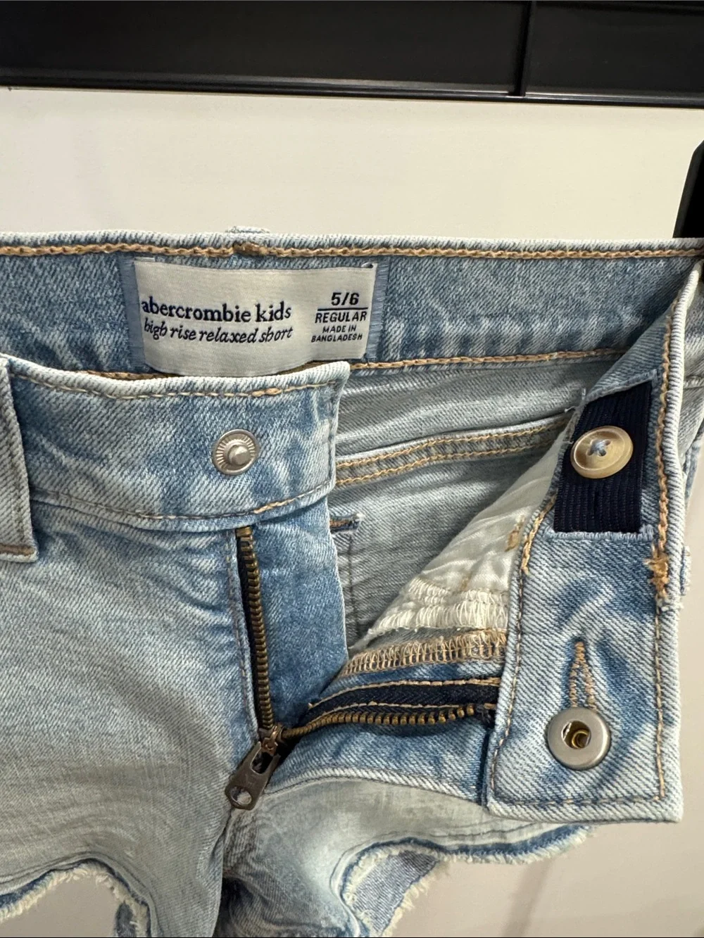 abercrombie kids light blue